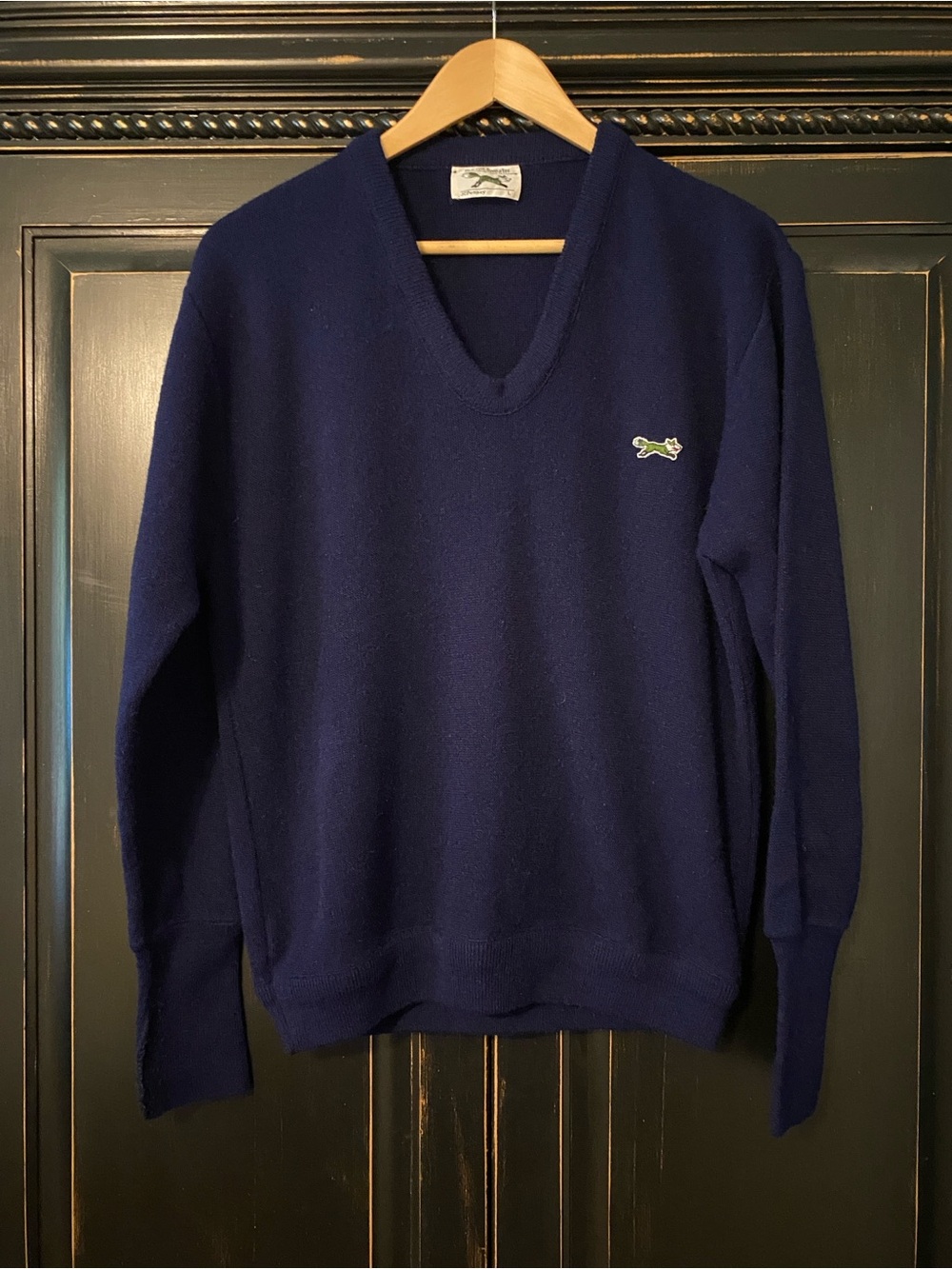 VINTAGE - THE FOX SWEATER - JCPenny Navy V-Neck Sweater with Embroidered Logo